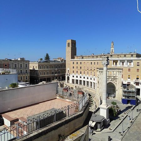 La Colonna Holiday House Apartment Lecce Exterior photo