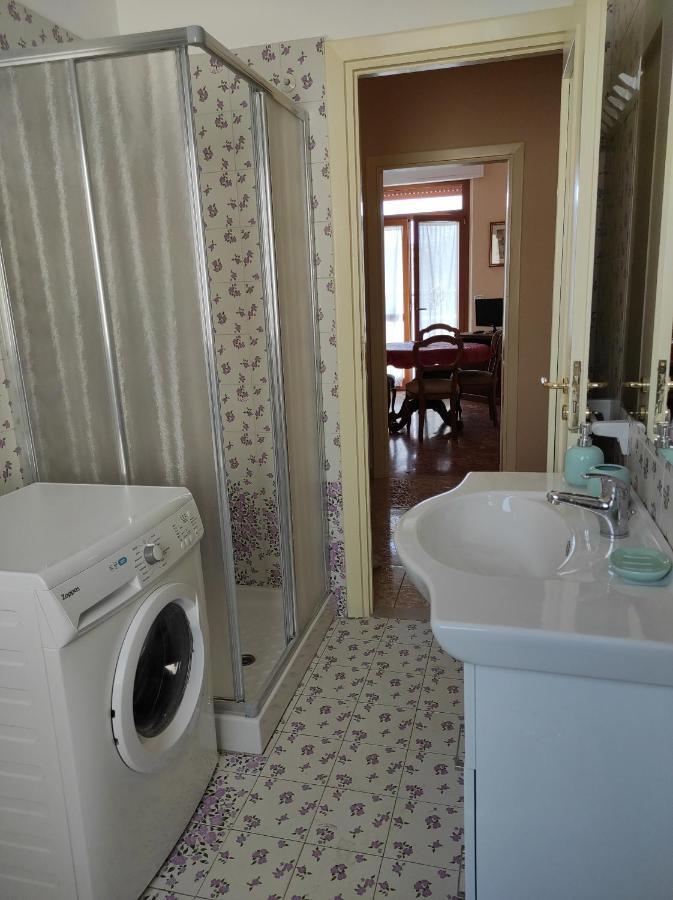 La Colonna Holiday House Apartment Lecce Exterior photo